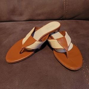 Talbots  flip-flop cream and brown size 9